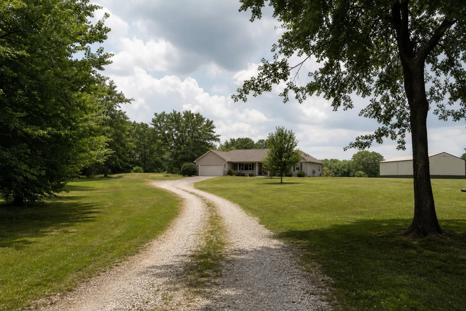 Junk Removal Troy Rural driveway and home exterior representing junk removal near Troy, Missouri